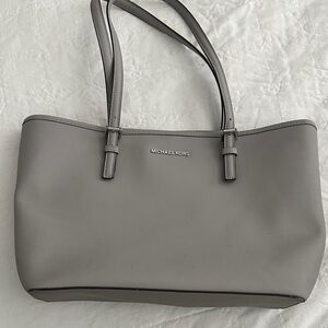 Michael Kors Elegant Gray Tote